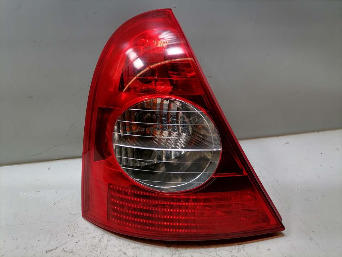 Renault Clio II Campus original Rücklicht Rückleuchte links BJ10